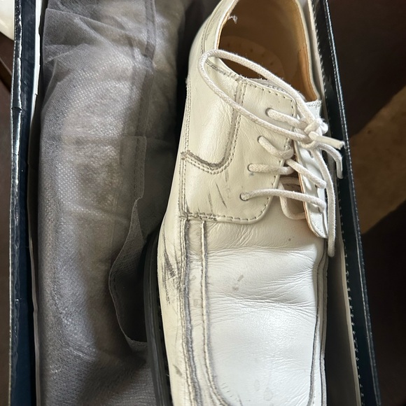 White dress shoes worn once - Picture 3 of 3